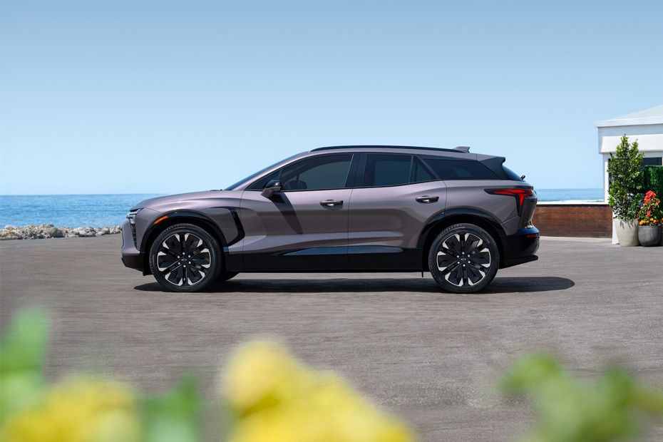Blazer EV Side view Blazer EV Side view