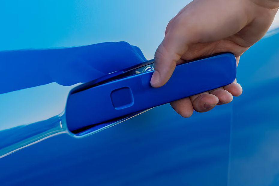 إيكوينوكس إي في Door handle