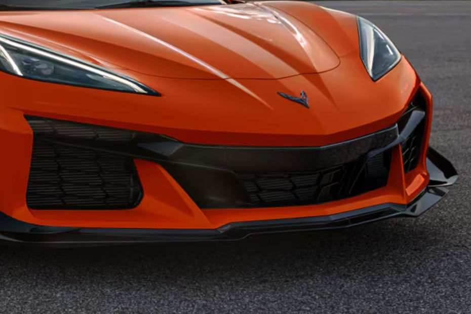 Corvette Z06 Grille View