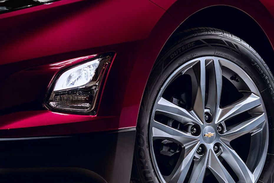Equinox Front Fog Lamp Equinox Front Fog Lamp