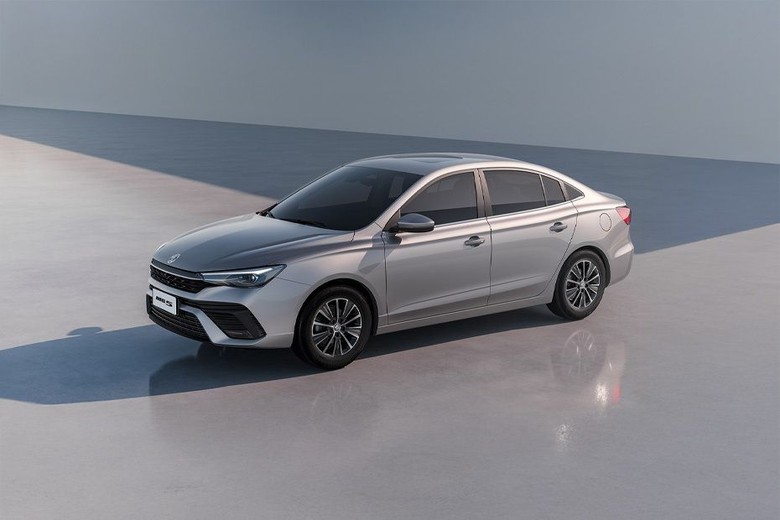 MG  5 Front angle low view