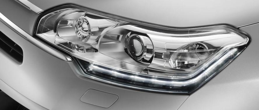 C5 (2022-2023) Headlight C5 (2022-2023) Headlight