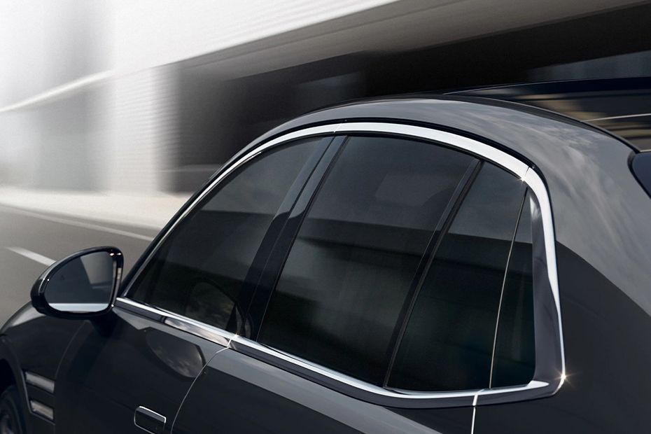G90 Door handle