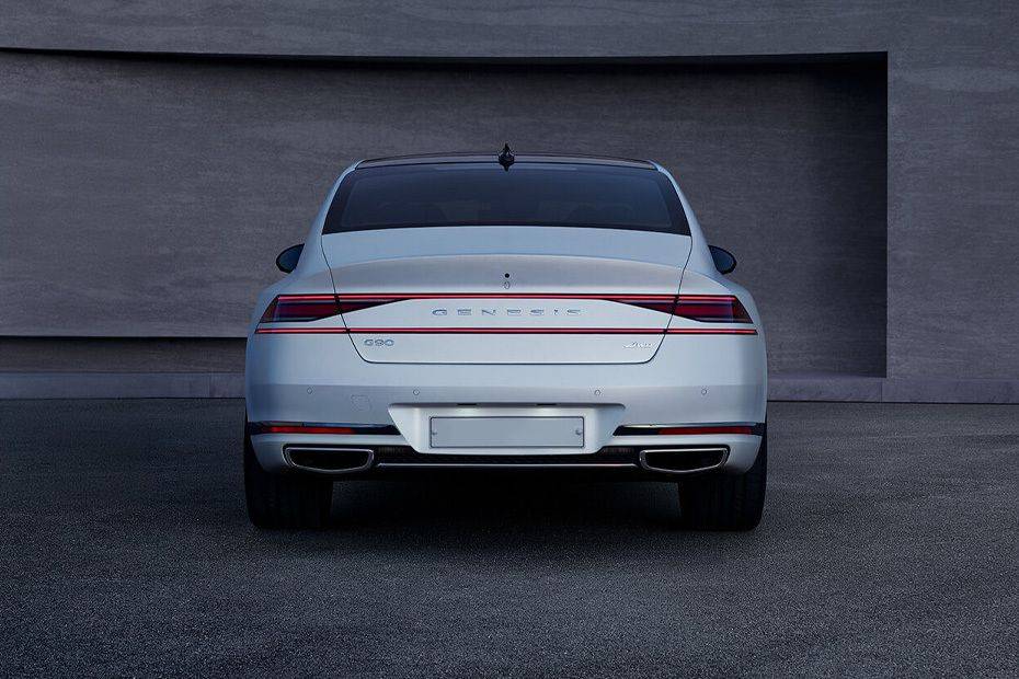 Full Rear View of Genesis G90 Full Rear View of Genesis G90
