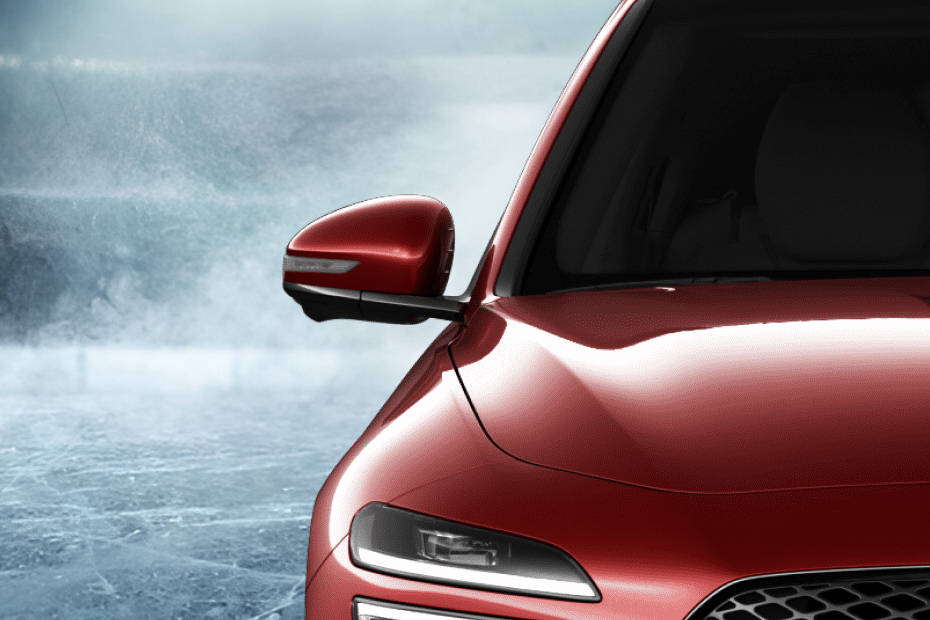 جينيسيس G70 SB Drivers Side Mirror Front Angle جينيسيس G70 SB Drivers Side Mirror Front Angle