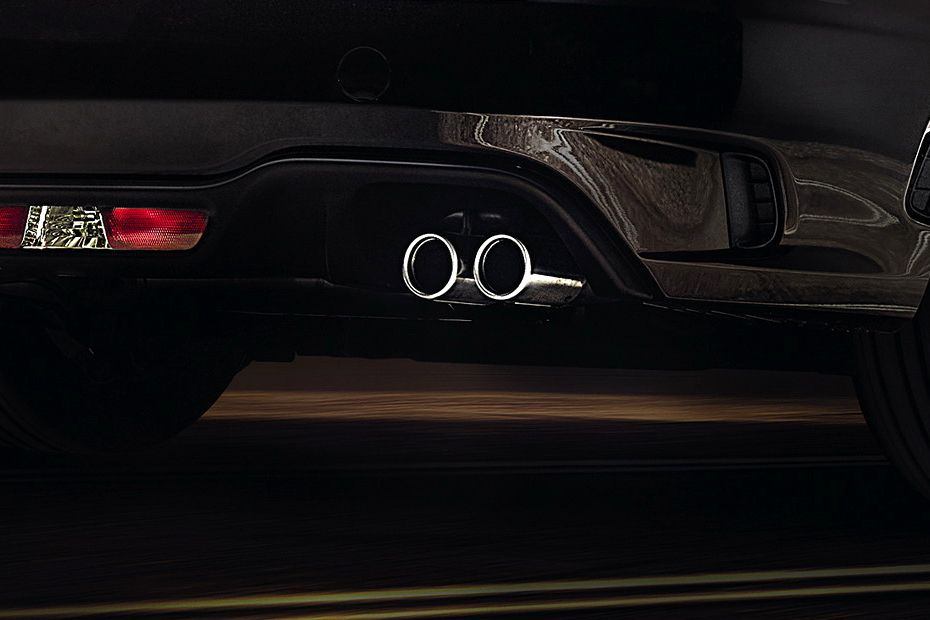Exhaust Pipe of أبارث 124 Spider Exhaust Pipe of أبارث 124 Spider