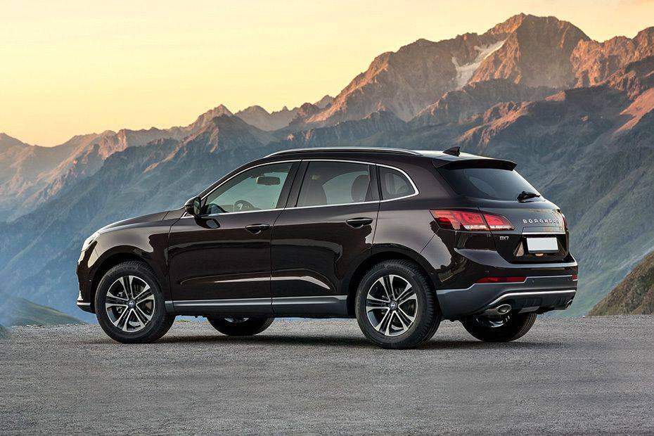 Rear Cross View of بورجوارد BX7 Rear Cross View of بورجوارد BX7