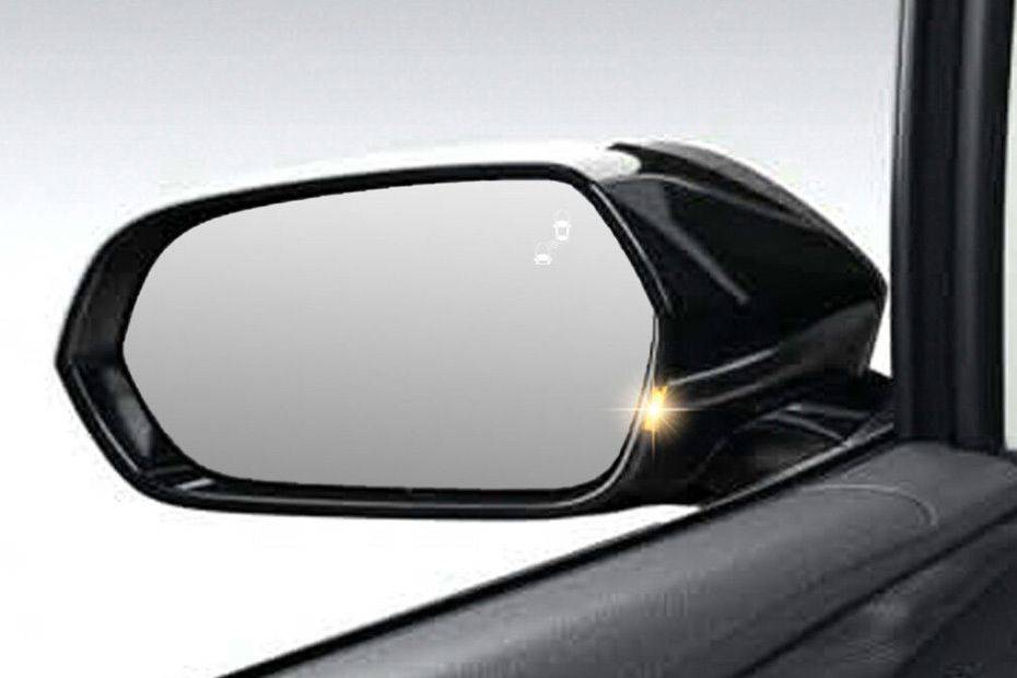 ماكسيوس G50 Drivers Side Mirror Rear Angle ماكسيوس G50 Drivers Side Mirror Rear Angle