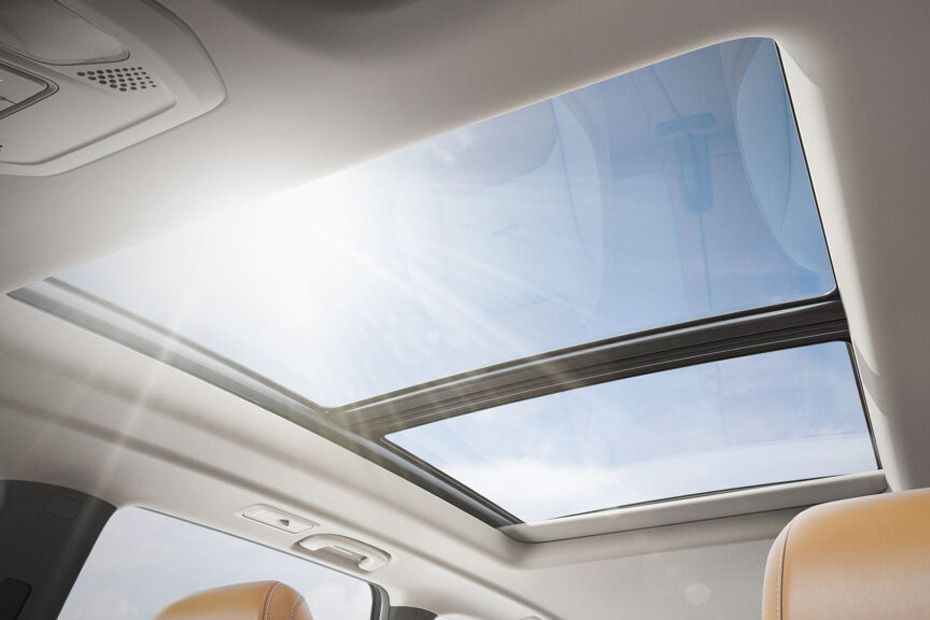 ماكسيوس G50 Plus Sunroof Moonroof ماكسيوس G50 Plus Sunroof Moonroof