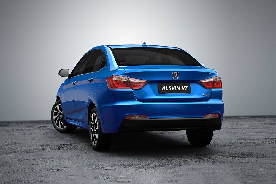 Rear Cross Side View of Changan ALSVIN V7 Rear Cross Side View of Changan ALSVIN V7