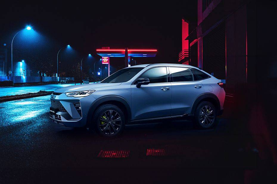 Haval H6 GT Front angle low view Haval H6 GT Front angle low view