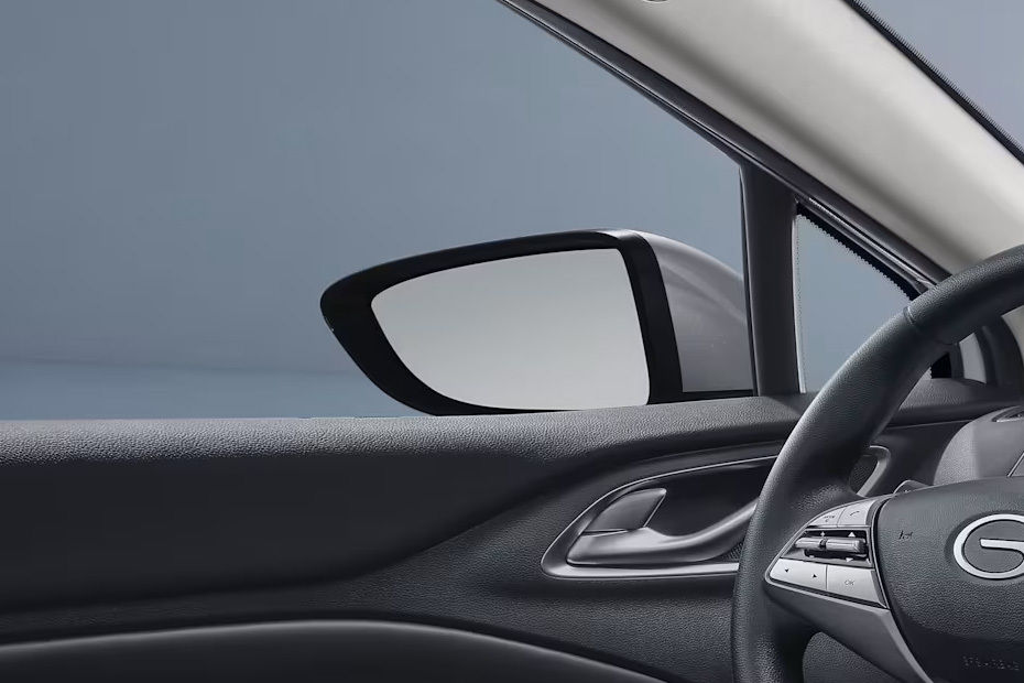 جي أي سي آيون إي إس Drivers Side Mirror Rear Angle