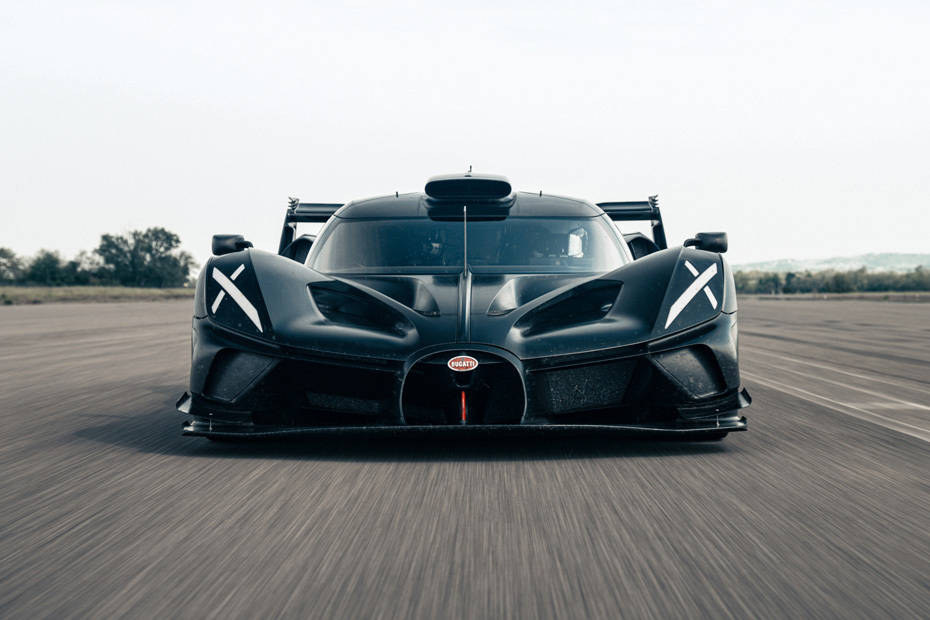 Full Front View of Bolide