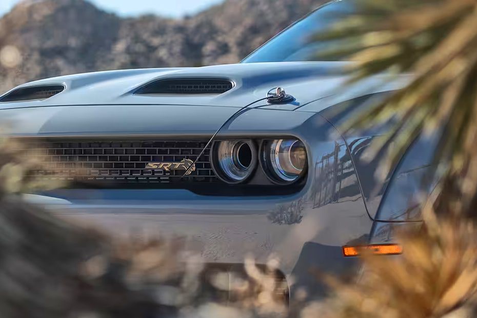 تشالنجر Headlight تشالنجر Headlight