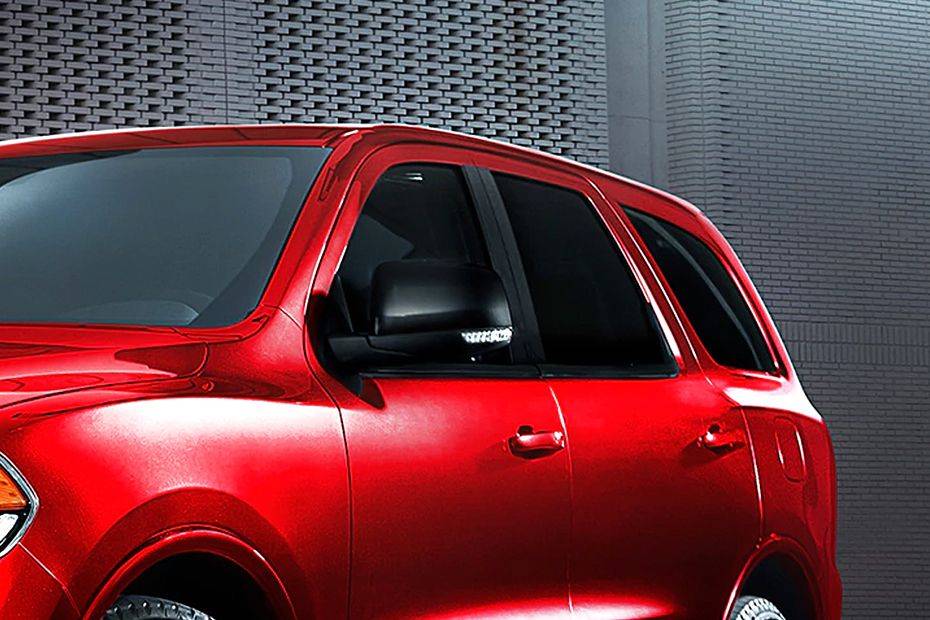 دودج دورانجو Drivers Side Mirror Front Angle دودج دورانجو Drivers Side Mirror Front Angle