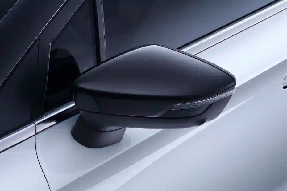 Geely GEOMETRY C Drivers Side Mirror Front Angle Geely GEOMETRY C Drivers Side Mirror Front Angle