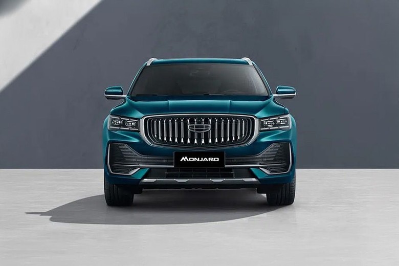 Full Front View of MONJARO