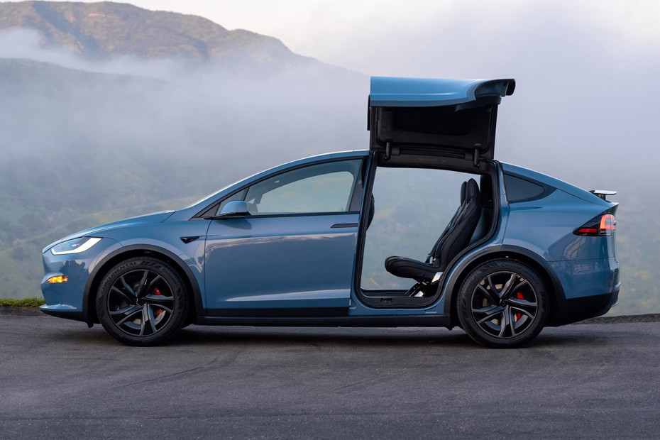 Model X Side view Model X Side view