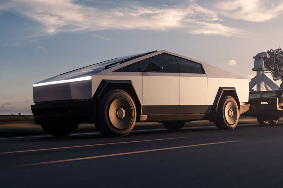 Cybertruck Front deep low Angle View Cybertruck Front deep low Angle View