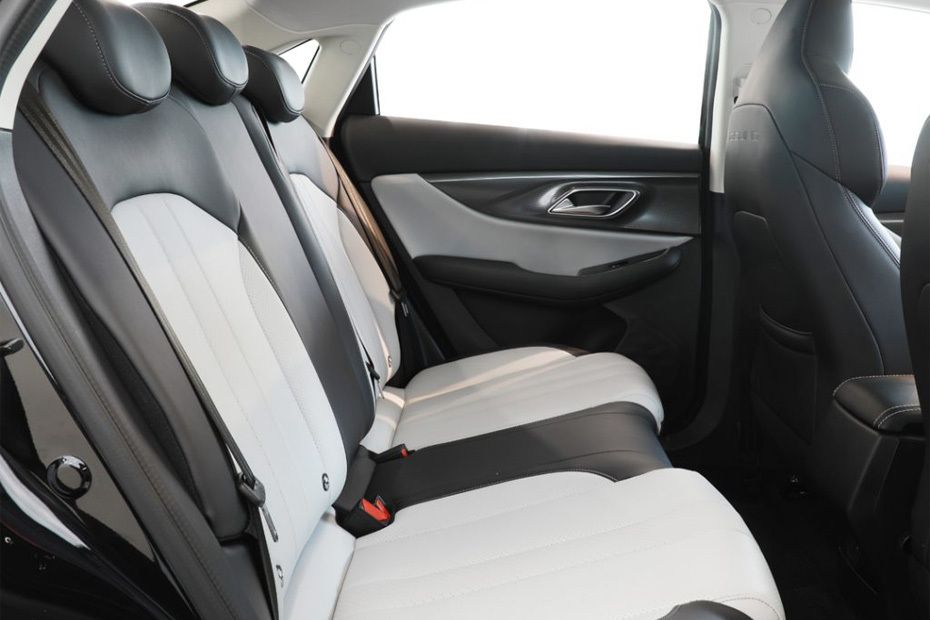 بايك يو 5 بلس Rear Seats بايك يو 5 بلس Rear Seats