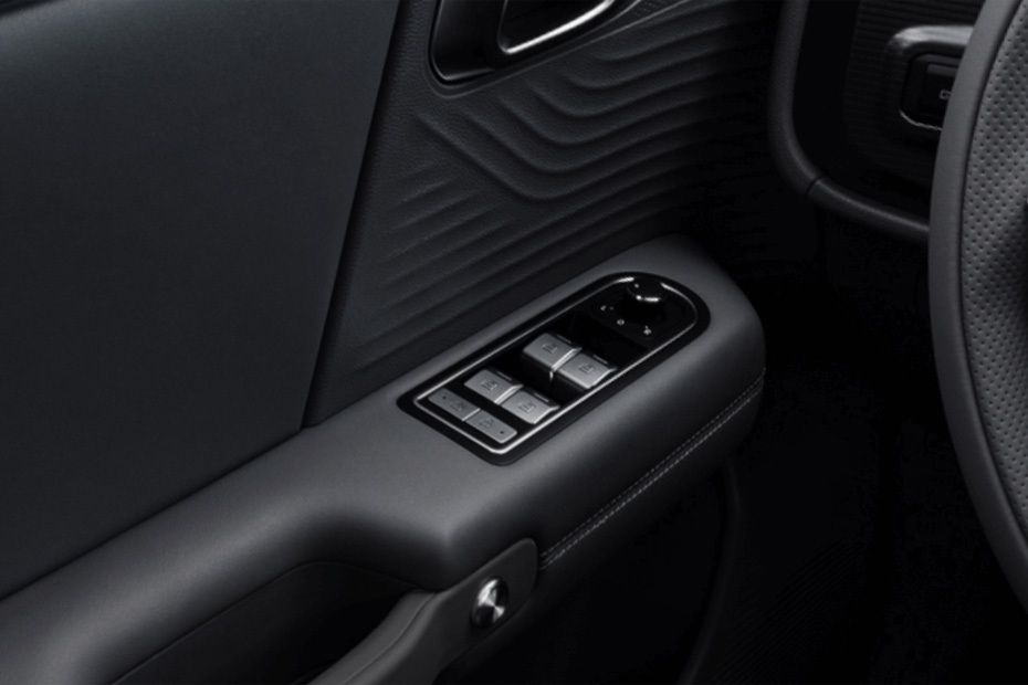 BAIC BJ30 Drivers Side In Side Door Controls BAIC BJ30 Drivers Side In Side Door Controls