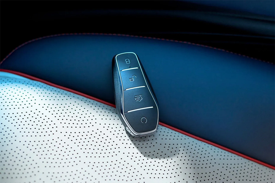 BYD ATTO 3 Keychain Fob BYD ATTO 3 Keychain Fob