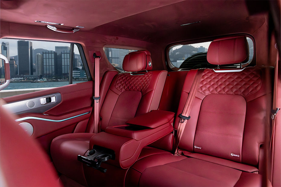 تانك 700 Rear Seats