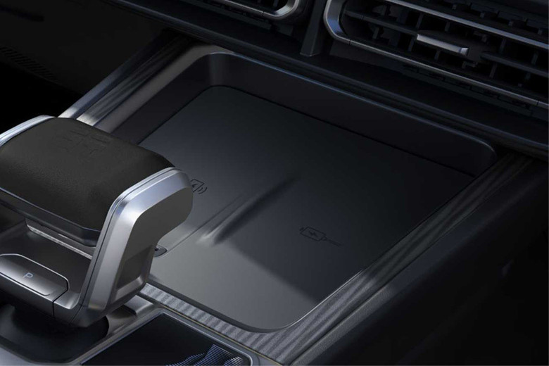 Power Accessories Outlet View of Jetour T1