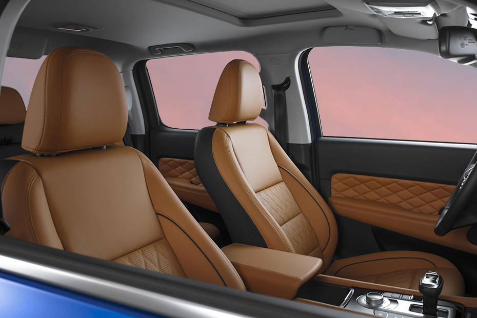 Poer Front Seats Poer Front Seats