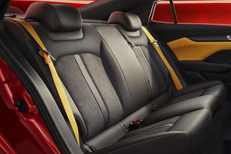 Dongfeng SHINE Rear Seats