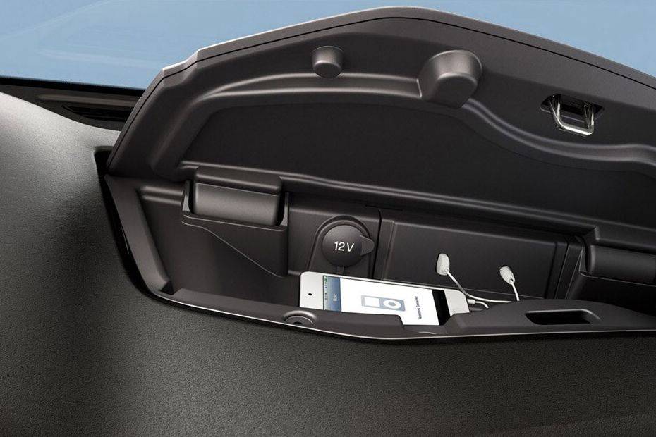 Power Accessories Outlet View of Ford Transit Van Power Accessories Outlet View of Ford Transit Van