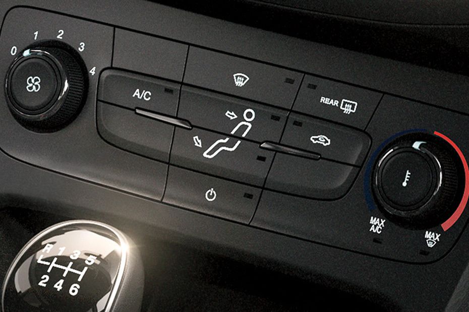 Front AC Controls of فورد Focus Front AC Controls of فورد Focus