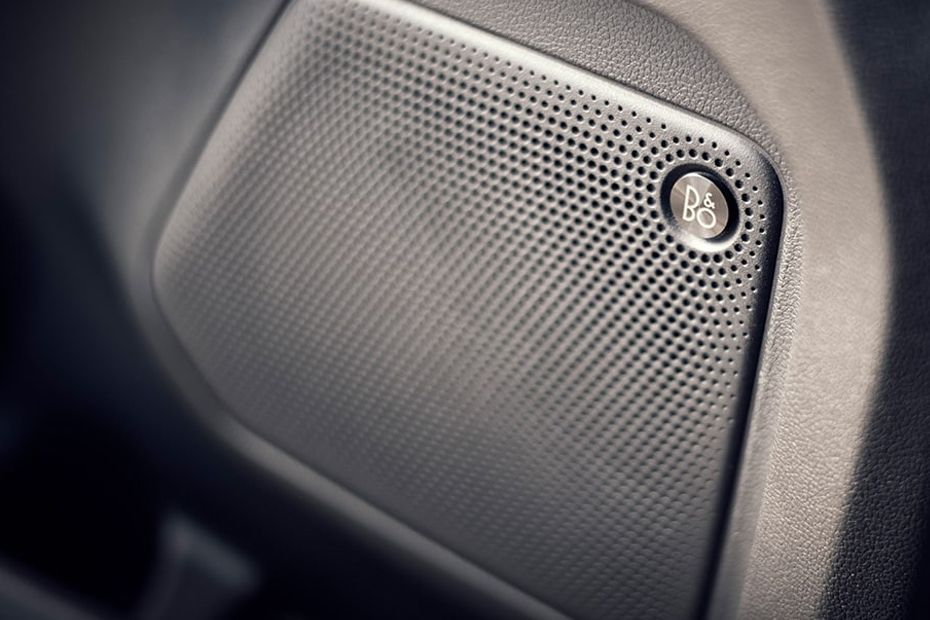 Speakers View of Ford Escape (2022-2022) Speakers View of Ford Escape (2022-2022)