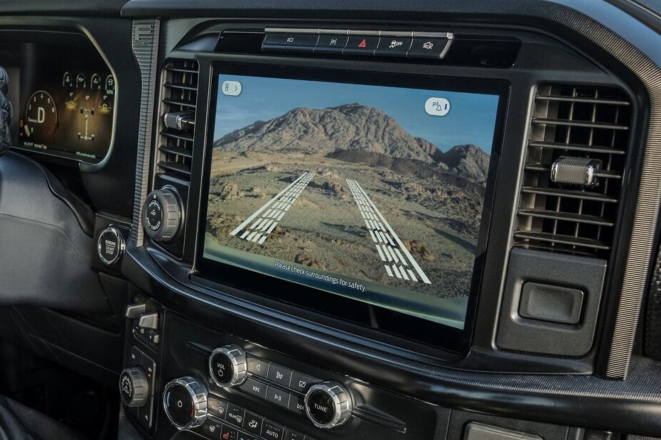 F-150 (2025) Parking Assist F-150 (2025) Parking Assist