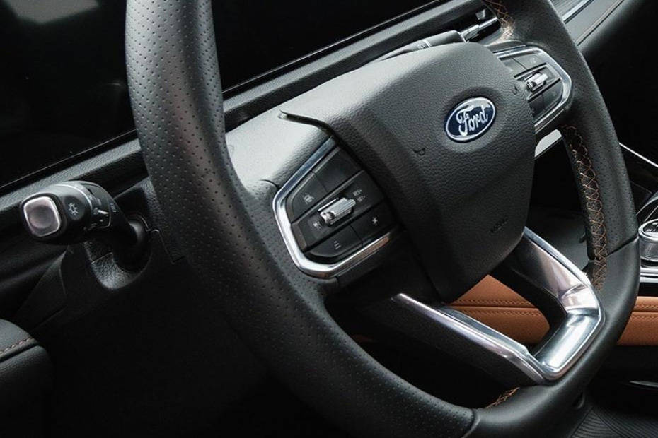 فورد تيريتوري 2026 Multi Function Steering فورد تيريتوري 2026 Multi Function Steering