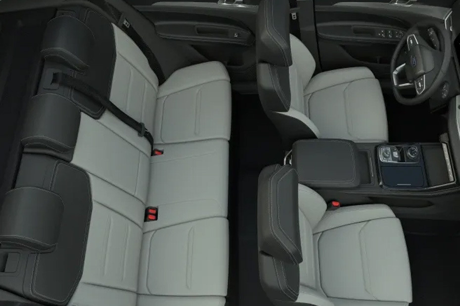 فورد تيريتوري Front And Rear Seats Together فورد تيريتوري Front And Rear Seats Together
