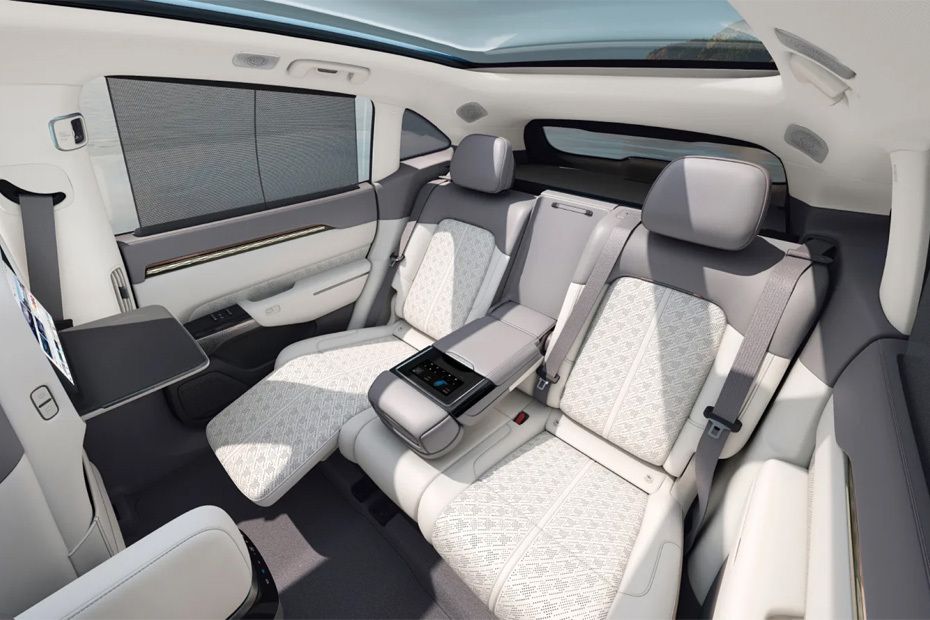 زيكر 7X Rear Seats زيكر 7X Rear Seats