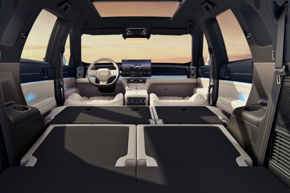 Folding Seats of Soueast S08