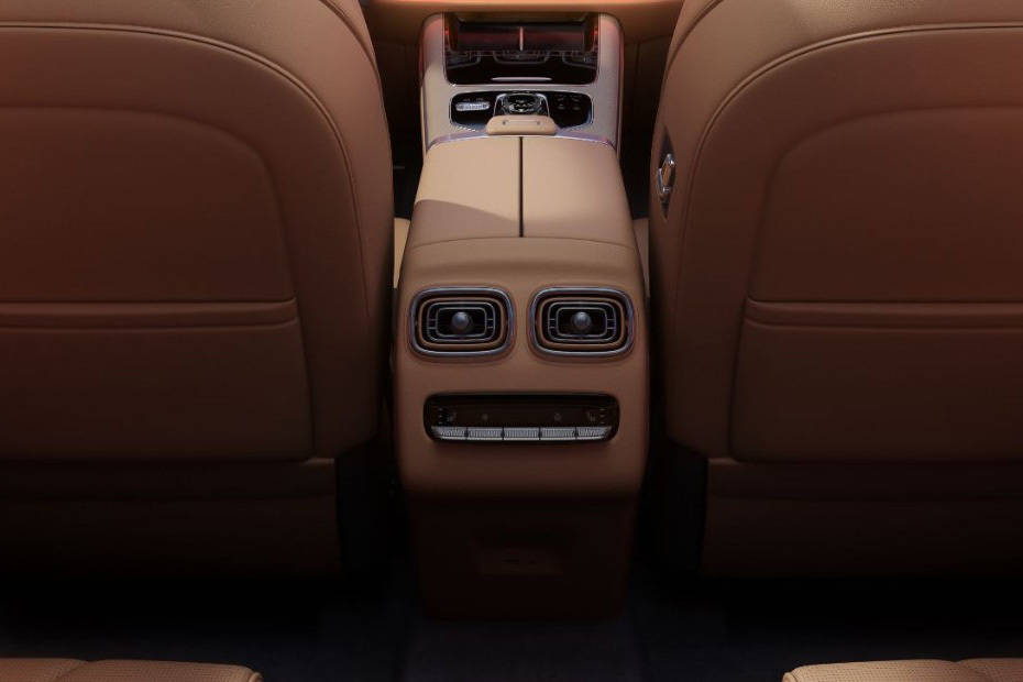 J8 Rear AC Controls J8 Rear AC Controls