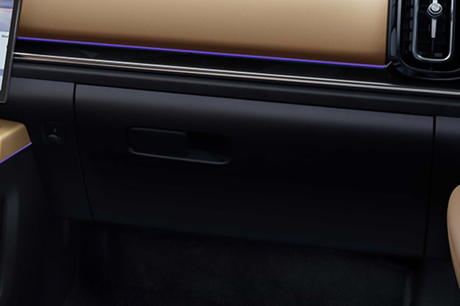 جايكو جي 7 إس إتش إس Glove Box