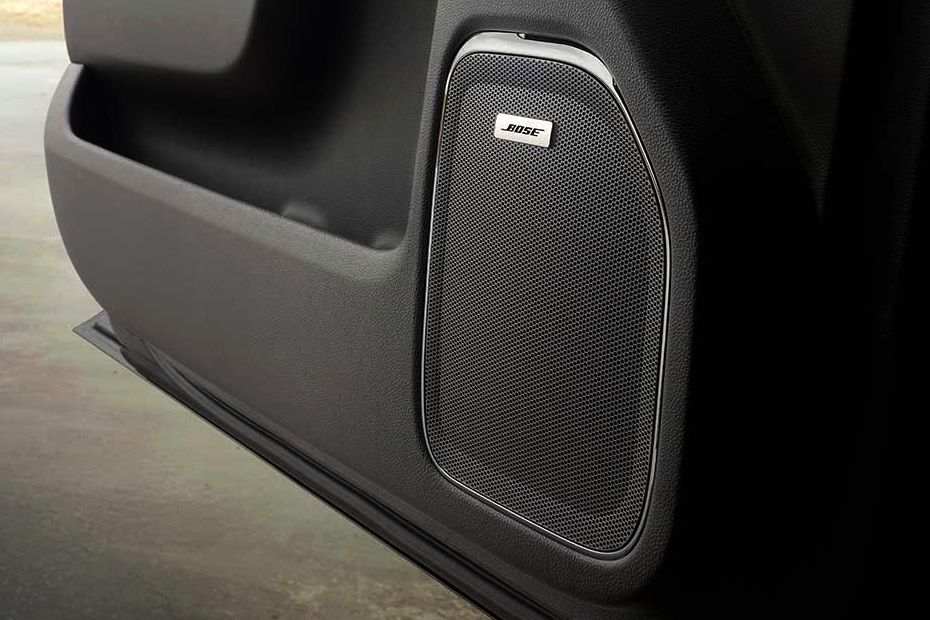 Speakers View of GMC Sierra Denali (2022-2023) Speakers View of GMC Sierra Denali (2022-2023)