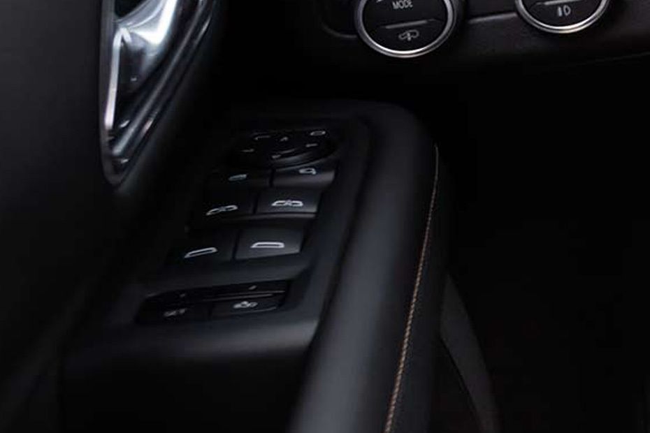 جي إم سي Yukon (2023-2024) Inside Of Drivers Side Open Door جي إم سي Yukon (2023-2024) Inside Of Drivers Side Open Door
