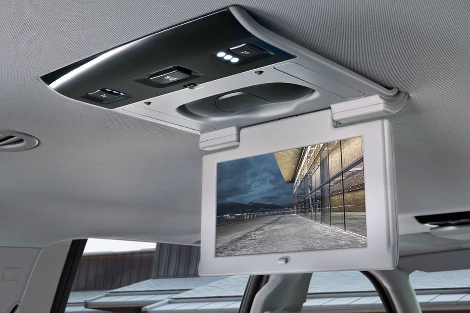Rear Seat Entertainment of GMC Yukon Denali Rear Seat Entertainment of GMC Yukon Denali