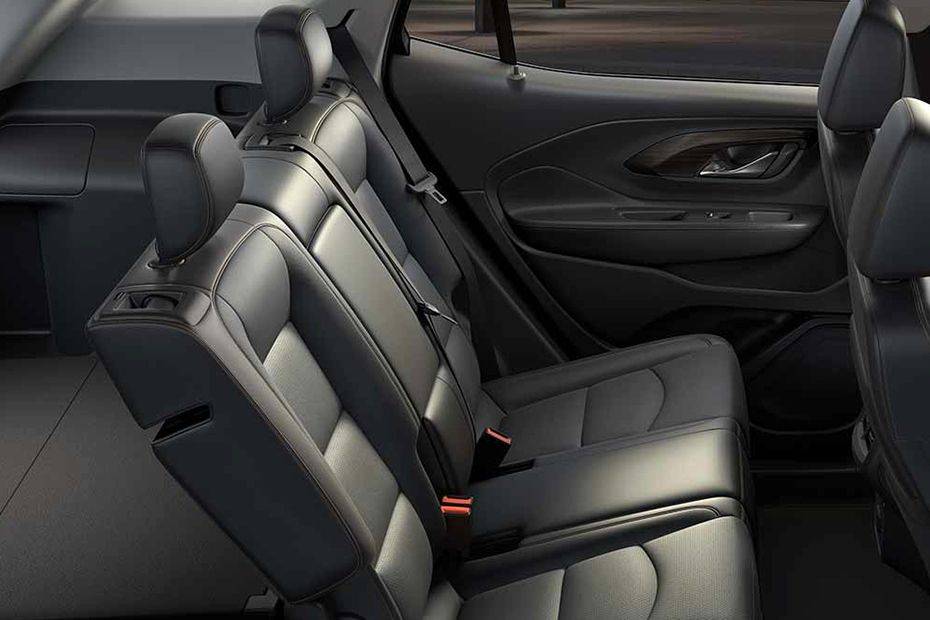 GMC Terrain (2023-2024) Rear Seats GMC Terrain (2023-2024) Rear Seats