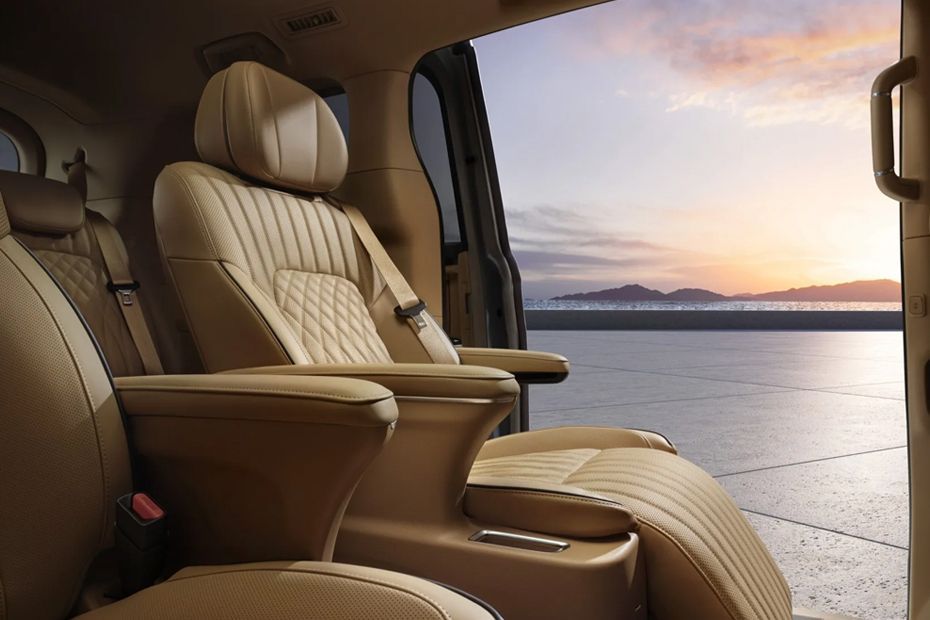 Voyah Dream Rear Seats