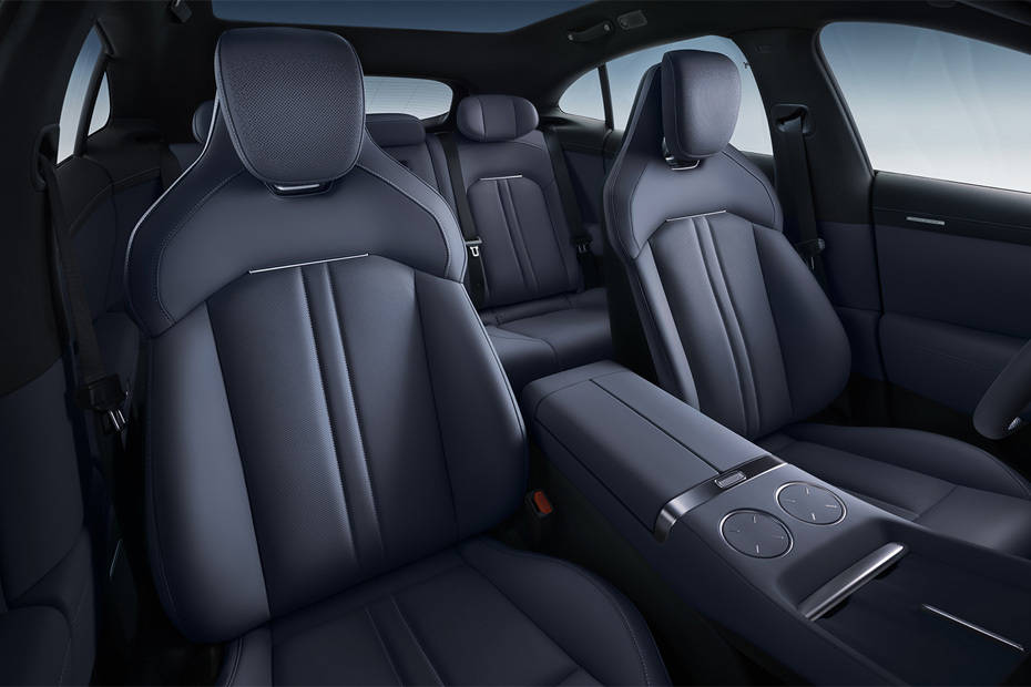 YU7 Front Seats YU7 Front Seats