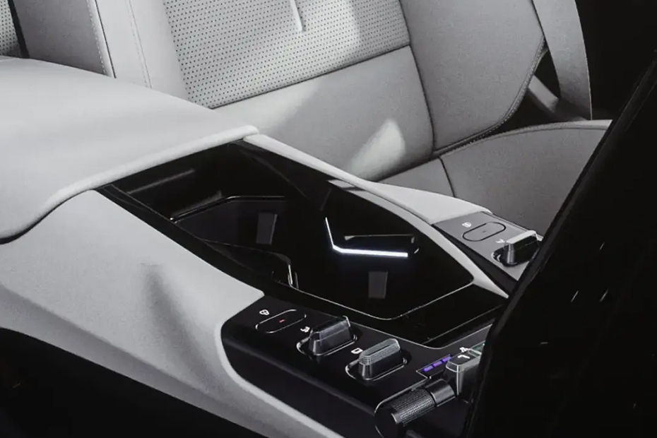 Exobot Sedan Cup Holders