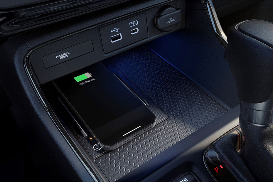 Power Accessories Outlet View of Honda CR-V Power Accessories Outlet View of Honda CR-V