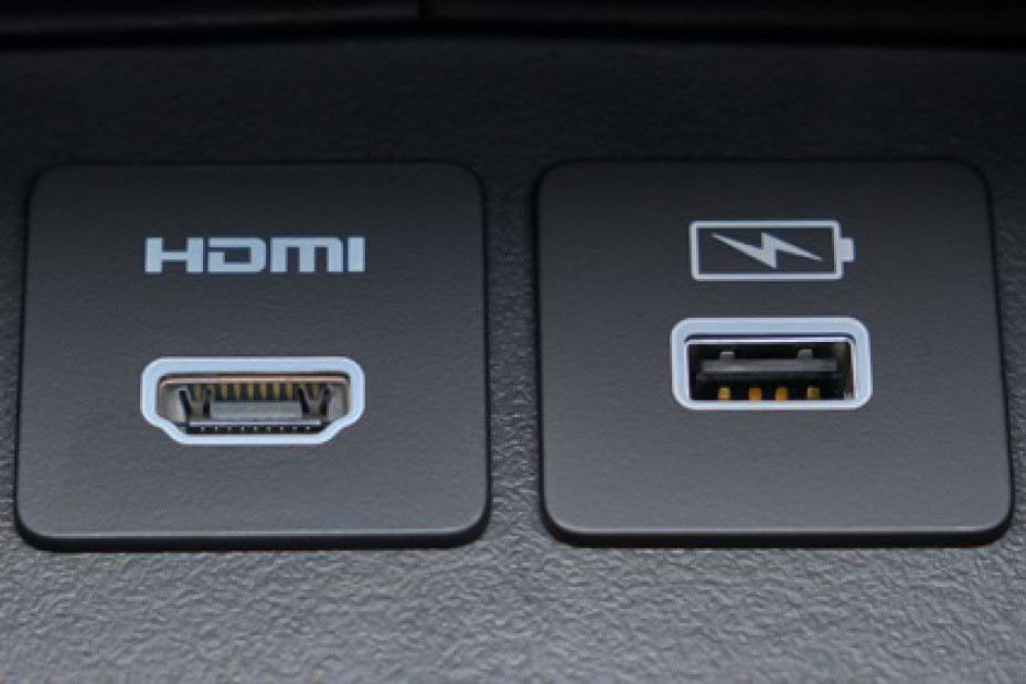 Power Accessories Outlet View of Honda Odyssey Power Accessories Outlet View of Honda Odyssey