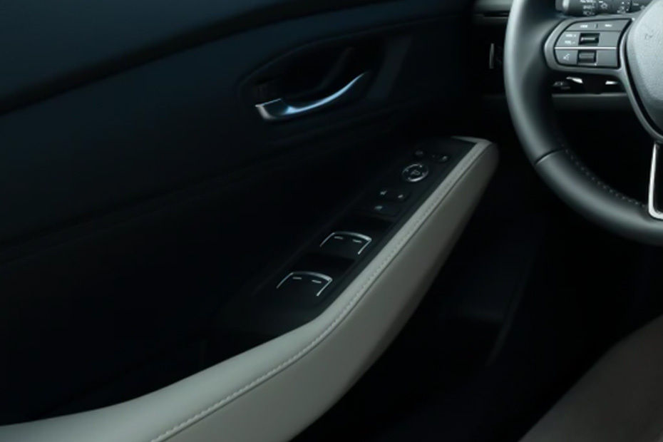 هوندا أكورد إي-إتش إي في Drivers Side In Side Door Controls